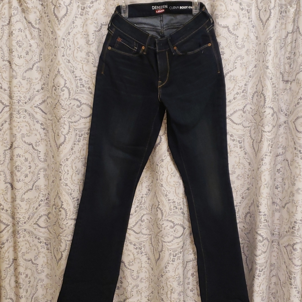 Levi's